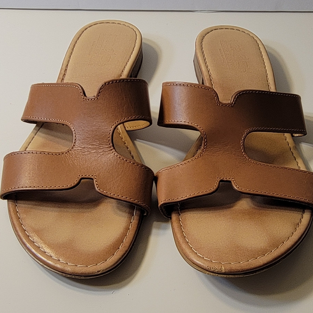 Women's Tan Slide Sandals Size 8 1/2